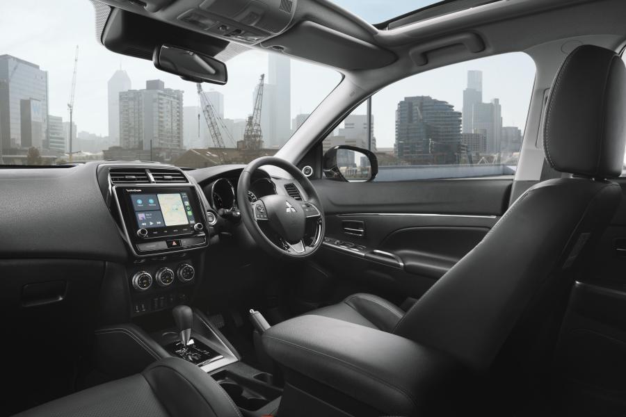 Интерьер Mitsubishi ASX Exceed 2019 года  (AU) (фото 9 из 40)